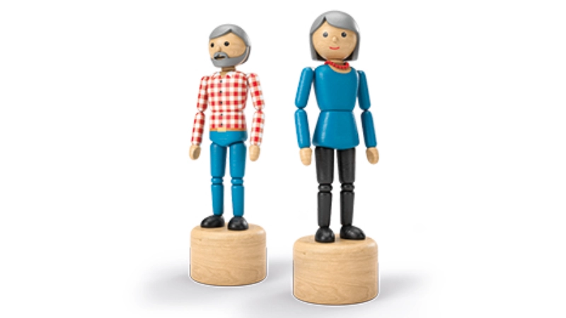 Zwei Holzfiguren